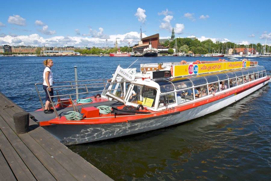 Stockholm Boat Tours: Guided 24H Hop-On - Hop-Off Tour | Hekla.com