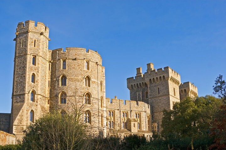 Hampton Court And Windsor Castle Day Trip From London With Entrances ...