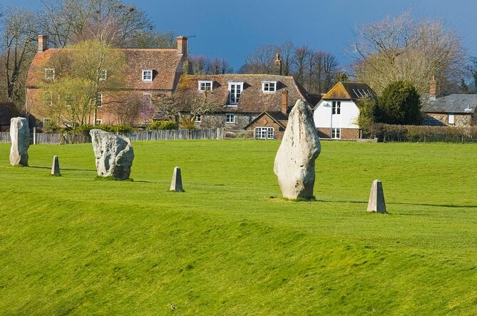 Stonehenge And Avebury Guided Small Group Day Tour From London | Hekla.com