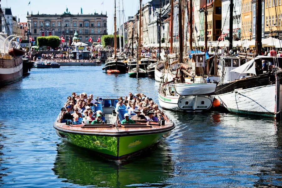 Hop On - Hop Off Boat Copenhagen - Boat Tour | Hekla.com